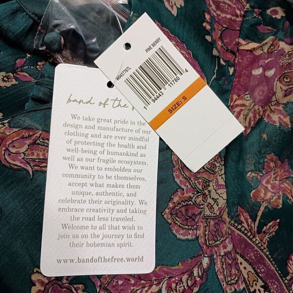 Band of the Free BOG Dress Small Run the World Pine Berry Boho Floral Flowy Midi - Picture 14 of 16